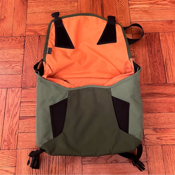 Crumpler Bags Crumpler Green And Orange The Moderate Embarrassment